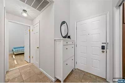300 Gorge Road 62 #62, Cliffside Park, NJ 07010 - Photo 23