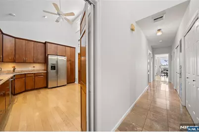 300 Gorge Road 62 #62, Cliffside Park, NJ 07010 - Photo 13