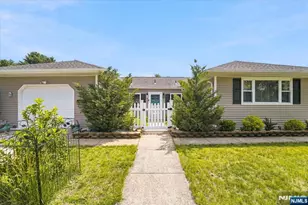 20 Le Lamentin, Berkeley, NJ 08757 - Photo 1