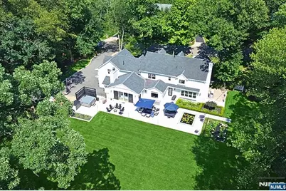 6 Butternut Road, Allendale, NJ 07401 - Photo 3