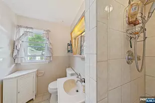 747 Brookside Rd, Rahway, NJ 07065 - Photo 33