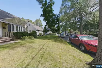 747 Brookside Road, Rahway, NJ 07065 - Photo 3