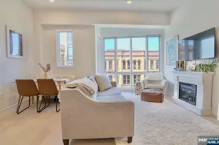 332 Newark Ave 4A, Jersey City, NJ 07302 - Photo 3