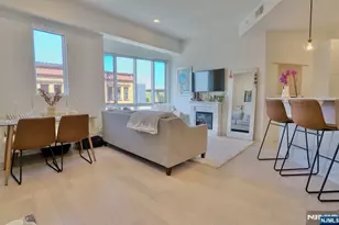 332 Newark Ave 4A, Jersey City, NJ 07302 - Photo 1