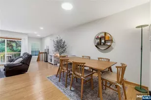 546 Windsor Dr, Palisades Park, NJ 07650 - Photo 5