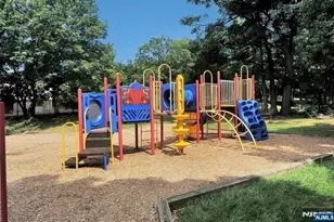 4 Horizon 1022, Fort Lee, NJ 07024 - Photo 49