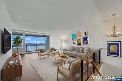 4 Horizon 1022 #1022, Fort Lee, NJ 07024 - Photo 1