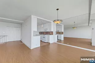 4 Horizon 1022, Fort Lee, NJ 07024 - Photo 29