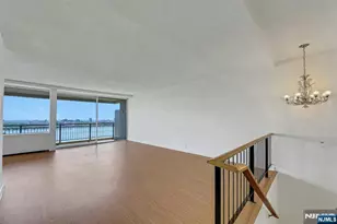 4 Horizon 1022, Fort Lee, NJ 07024 - Photo 23