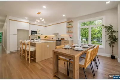 393 Myrtle Avenue, Irvington, NJ 07111 - Photo 5