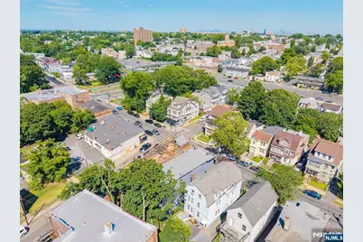 393 Myrtle Avenue, Irvington, NJ 07111 - Photo 33