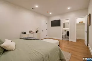 393 Myrtle Ave, Irvington, NJ 07111 - Photo 11