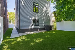 393 Myrtle Ave, Irvington, NJ 07111 - Photo 25