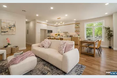393 Myrtle Avenue, Irvington, NJ 07111 - Photo 3