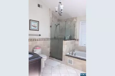 452B Lawn Avenue B #B, Palisades Park, NJ 07650 - Photo 13