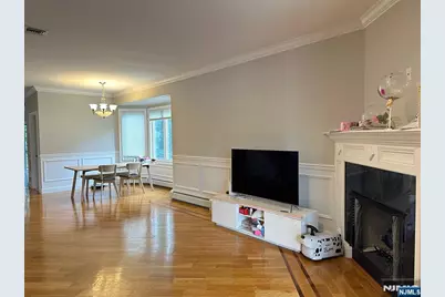 452B Lawn Avenue B #B, Palisades Park, NJ 07650 - Photo 3