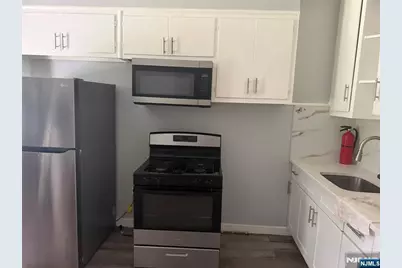 61 Spring Street, Lodi, NJ 07644 - Photo 7