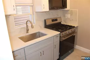 74 Westminster Pl, Garfield, NJ 07026 - Photo 5