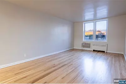 2160 Center Avenue 4P #4P, Fort Lee, NJ 07024 - Photo 7