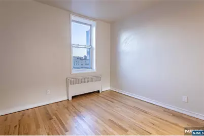2160 Center Avenue 4P #4P, Fort Lee, NJ 07024 - Photo 5