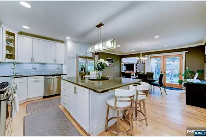 131 Bunker Hill, Wayne, NJ 07470 - Photo 17