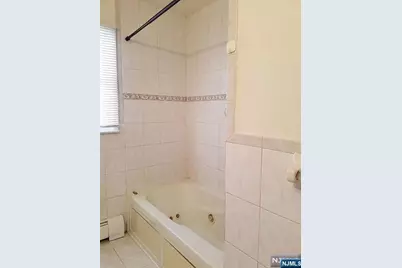 34 Delia Boulevard, Palisades Park, NJ 07650 - Photo 11
