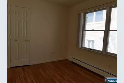 34 Delia Boulevard, Palisades Park, NJ 07650 - Photo 13