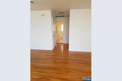 34 Delia Boulevard, Palisades Park, NJ 07650 - Photo 7