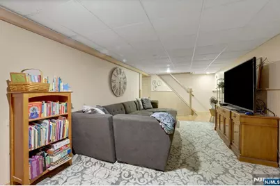 480 Baxter Avenue, Wyckoff Township, NJ 07481 - Photo 15