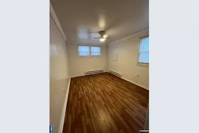 298 Main Avenue 6 #6, Wallington, NJ 07057 - Photo 3