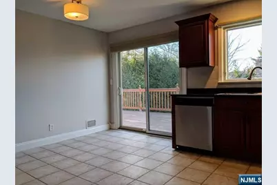 18 Van Wagoner Drive, Englewood Cliffs, NJ 07632 - Photo 5