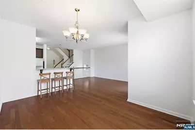404 Waterview Court 404 #404, Hanover Township, NJ 07927 - Photo 7