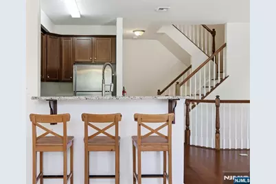 404 Waterview Court 404 #404, Hanover Township, NJ 07927 - Photo 5