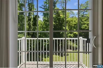 404 Waterview Court 404 #404, Hanover Township, NJ 07927 - Photo 11