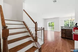404 Waterview Ct 404, Hanover Township, NJ 07927 - Photo 3