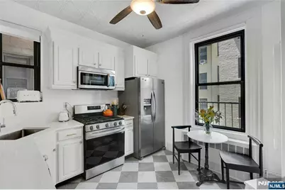 1112 Park Avenue 2L #2L, Hoboken, NJ 07030 - Photo 7