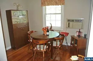 4B Elmwood Ct 4B, Elmwood Park, NJ 07407 - Photo 3