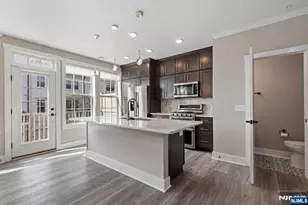 81 Arnold Dr, Wood Ridge, NJ 07075 - Photo 3