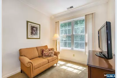 100 Ridgewood Road 207 #207, Washington Township, NJ 07676 - Photo 9