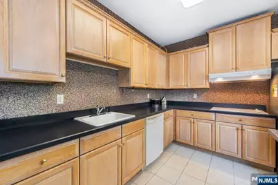 100 Ridgewood Road 207 #207, Washington Township, NJ 07676 - Photo 27