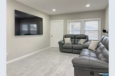 697 Kearny Avenue, Kearny, NJ 07032 - Photo 11
