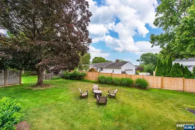 26 Cornell Way, Montclair, NJ 07043 - Photo 31
