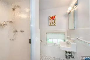 26 Cornell Wy, Montclair, NJ 07043 - Photo 25