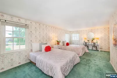 26 Cornell Way, Montclair, NJ 07043 - Photo 21