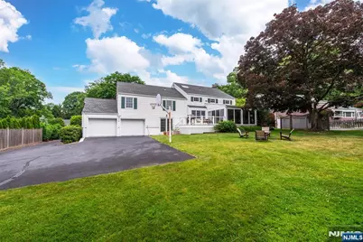 26 Cornell Way, Montclair, NJ 07043 - Photo 33