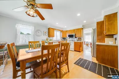 719 Godwin Avenue, Midland Park, NJ 07432 - Photo 3