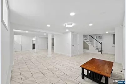 54 Chestnut Avenue, Park Ridge, NJ 07656 - Photo 13