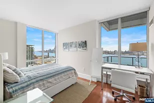 1 Shore Ln 2707, Jersey City, NJ 07310 - Photo 15