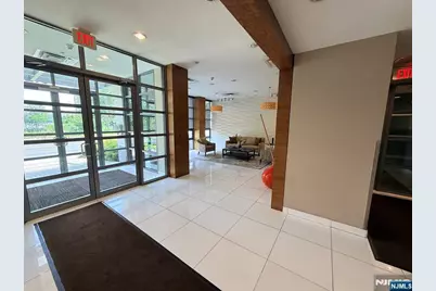 8125 River Road C3 #C3, North Bergen, NJ 07047 - Photo 5