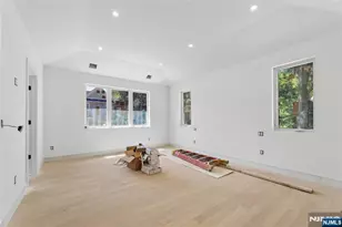 70 Carleton Rd, Cresskill, NJ 07626 - Photo 15
